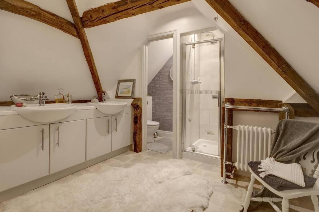 Historic Cotswold Chic Style For Uk Staycation Bourton-on-the-Water Esterno foto