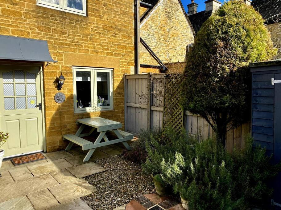 Historic Cotswold Chic Style For Uk Staycation Bourton-on-the-Water Esterno foto
